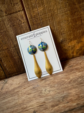 Celadon and Green Pendulum